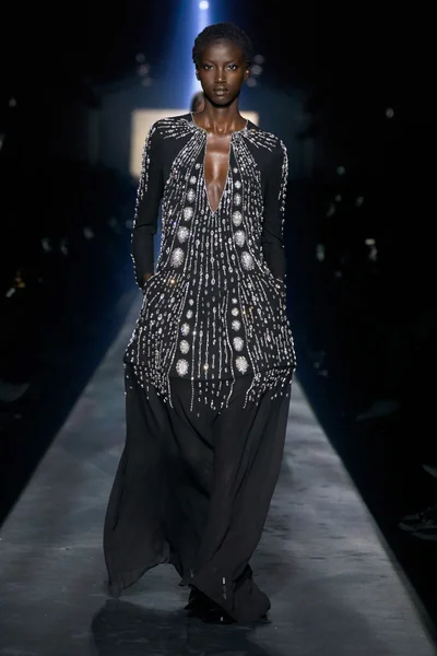 Look 57